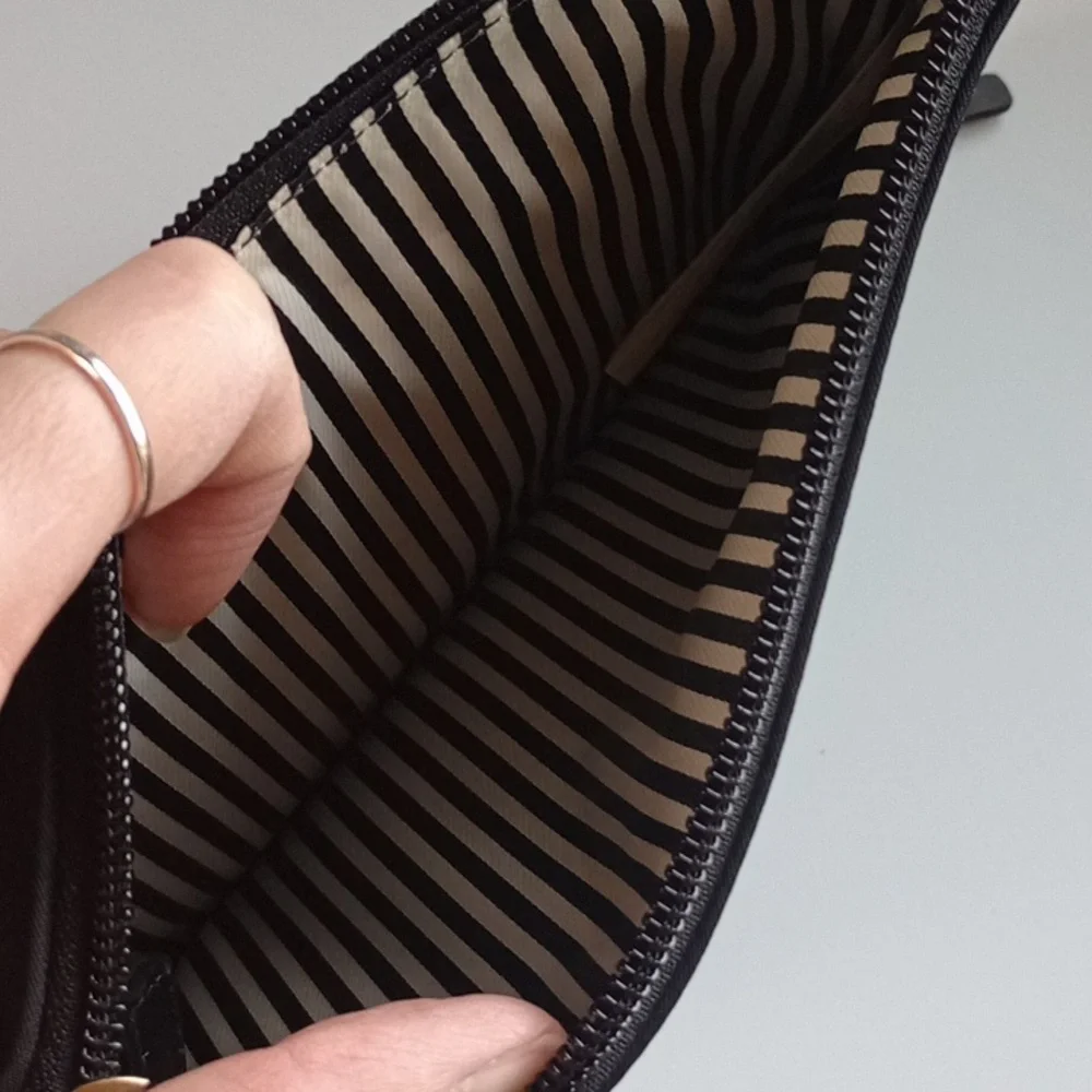 Kate Spade Black Clutch Jewelry Travel Case with Gold Accents - Picture 3 of 8